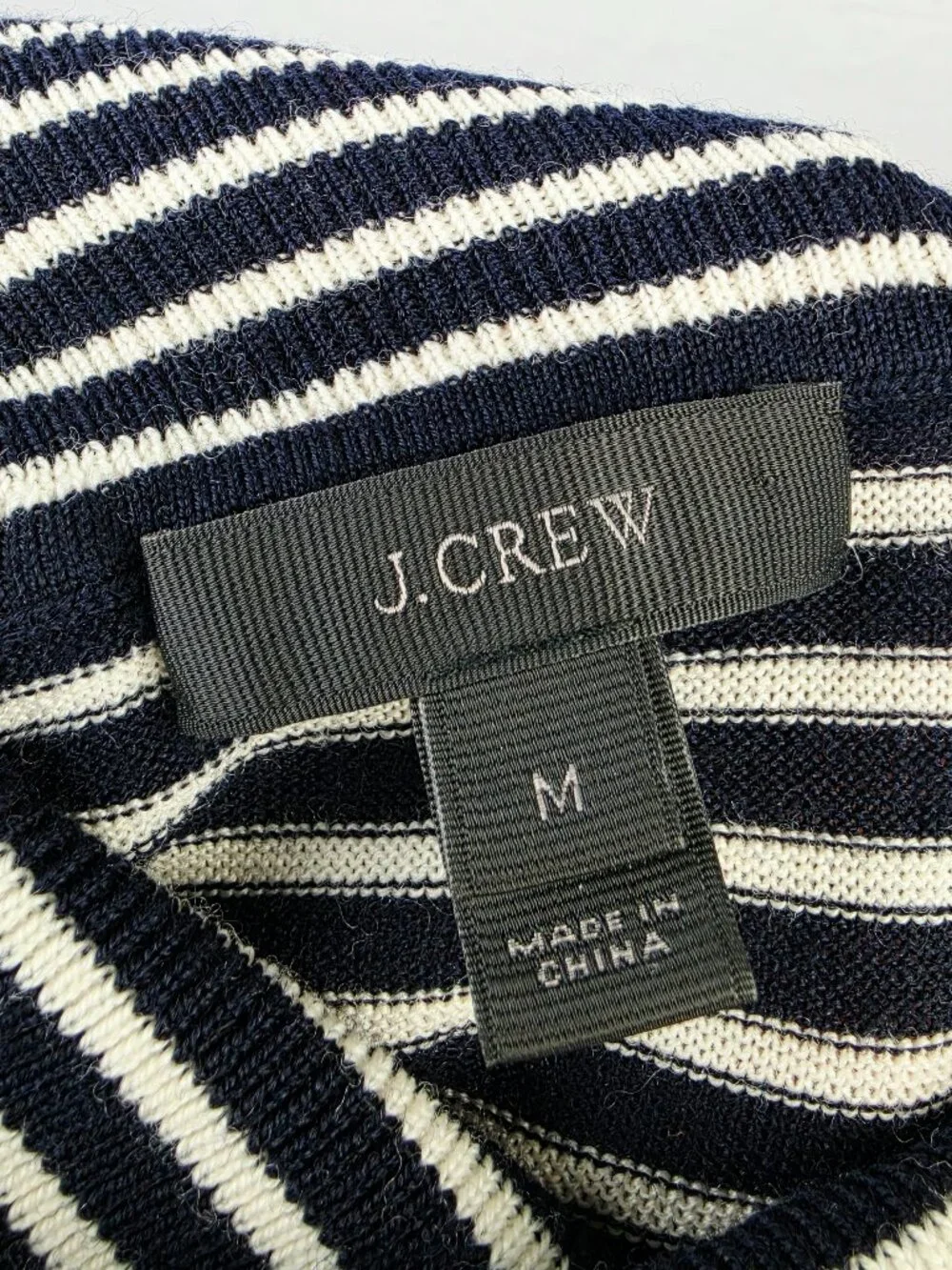 NWOT J Crew 100% Merino Wool Pullover Sweater Turtleneck Striped Navy White sz M